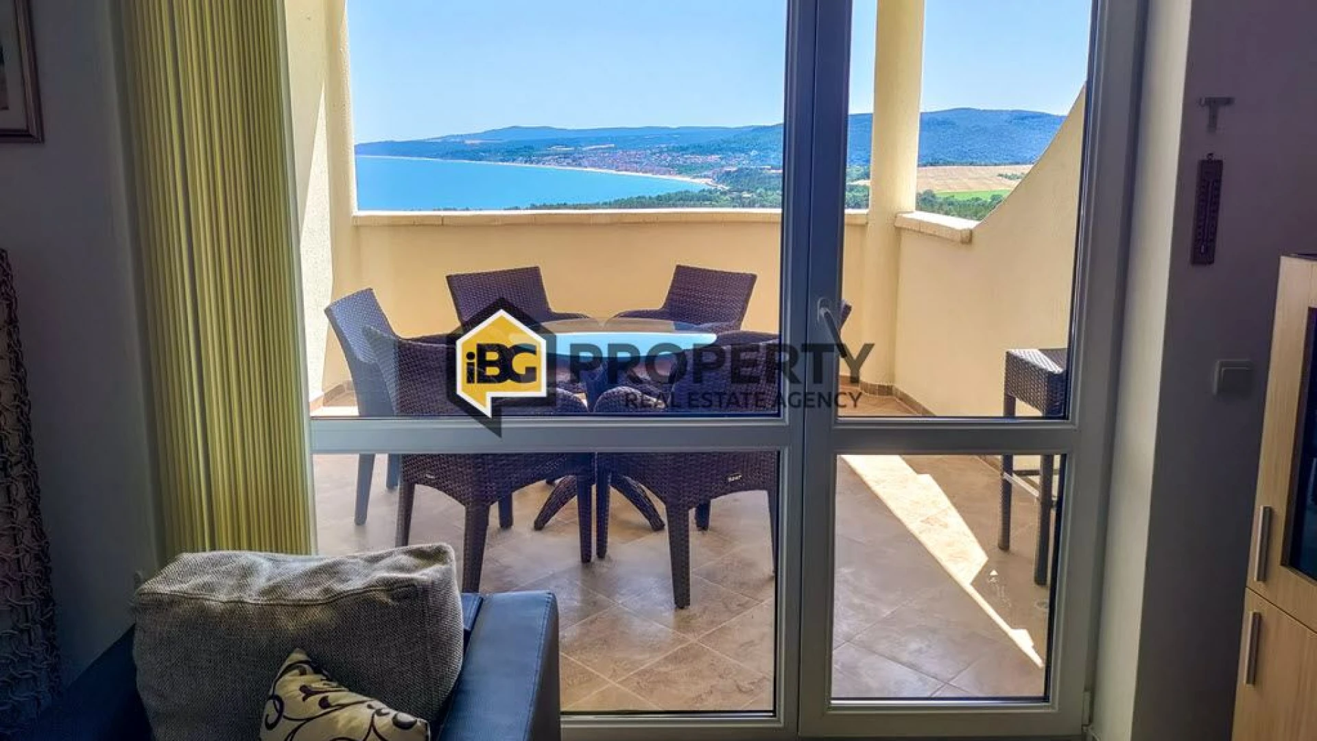 Apartament z 2 sypialniami i widokiem na morze